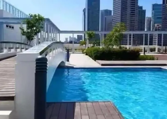 High Rise Haven In Makati With Balcony And View *